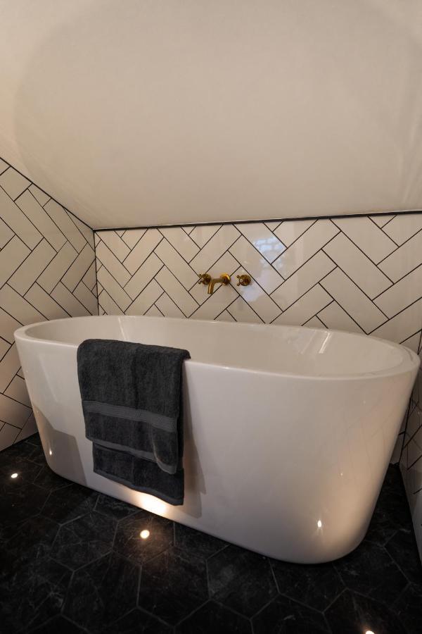 Loft On The Crescent - 5 Star Scottish Luxury - Prime West End Location Appartamento Glasgow Esterno foto